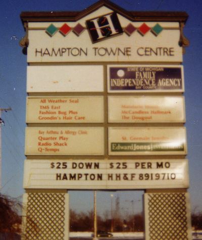 Hampton Towne Centre (Hampton Square Mall) - From Bob P (newer photo)